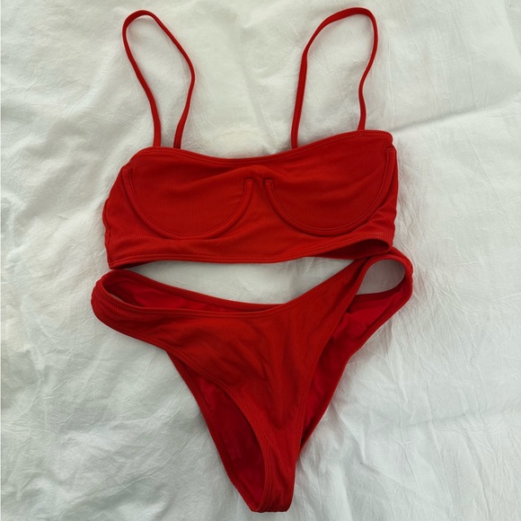 lovewave Red Bikini Set - Picture 2 of 4
